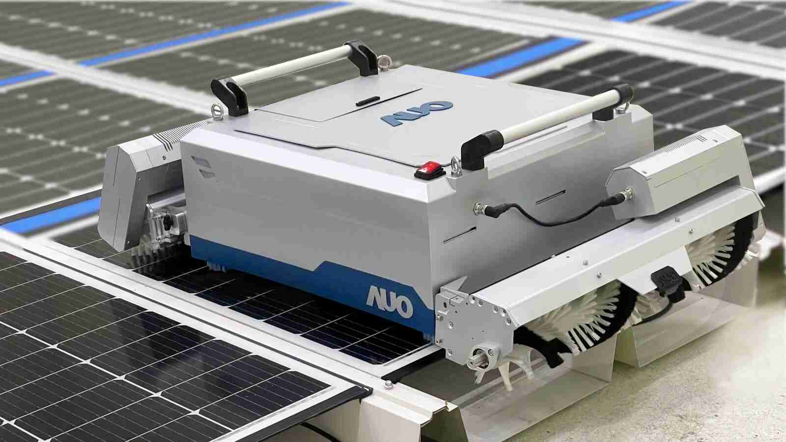 彩神vll致力EPC场域技术升级，，，，导入清洁机器人搭配传感器与AI数据分析，，，大幅减少维运成本